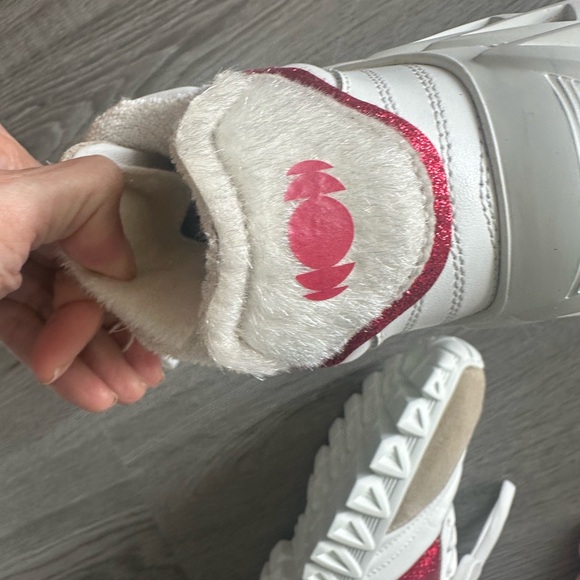 Pantofola D'oro White and Red Sneakers with Cream Details - Picture 3 of 4